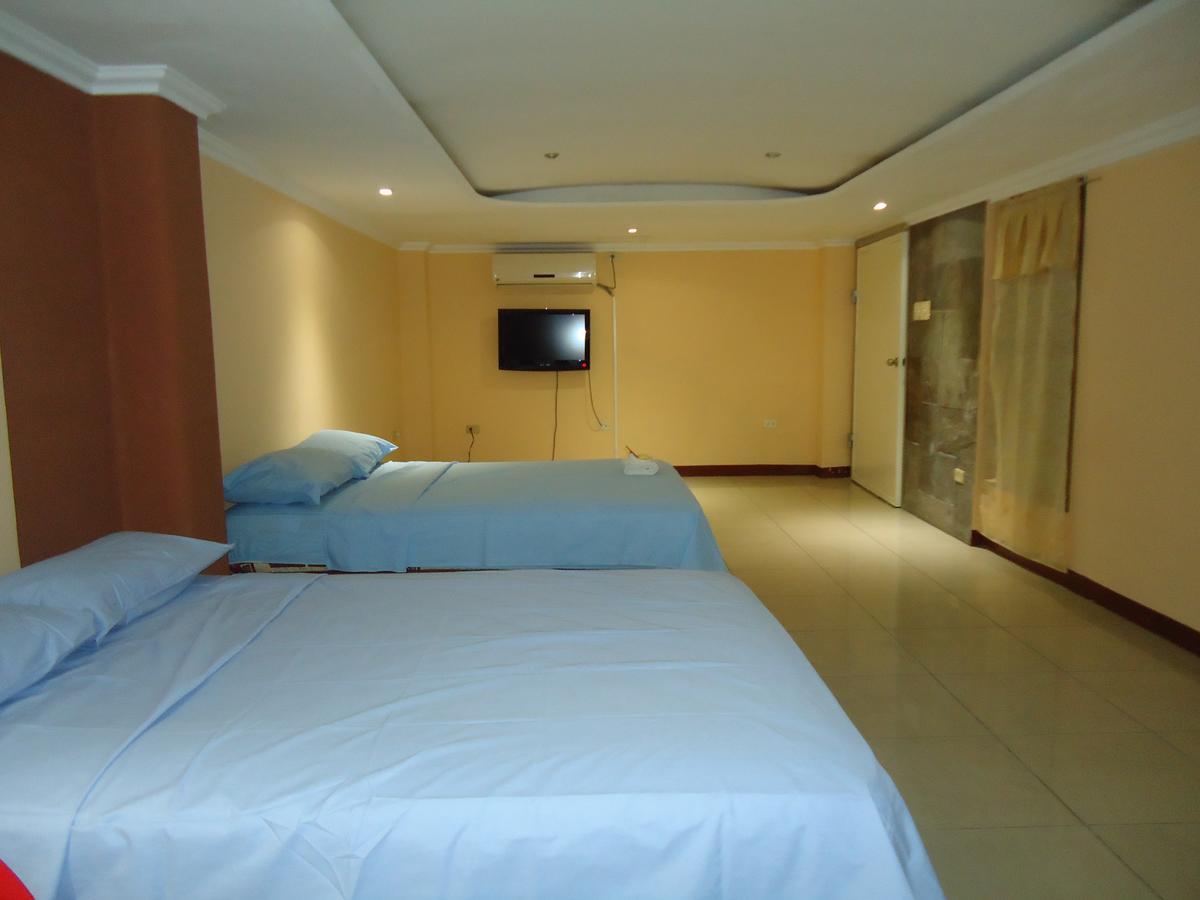 Hostaling Guayaquil Mercedes Extérieur photo